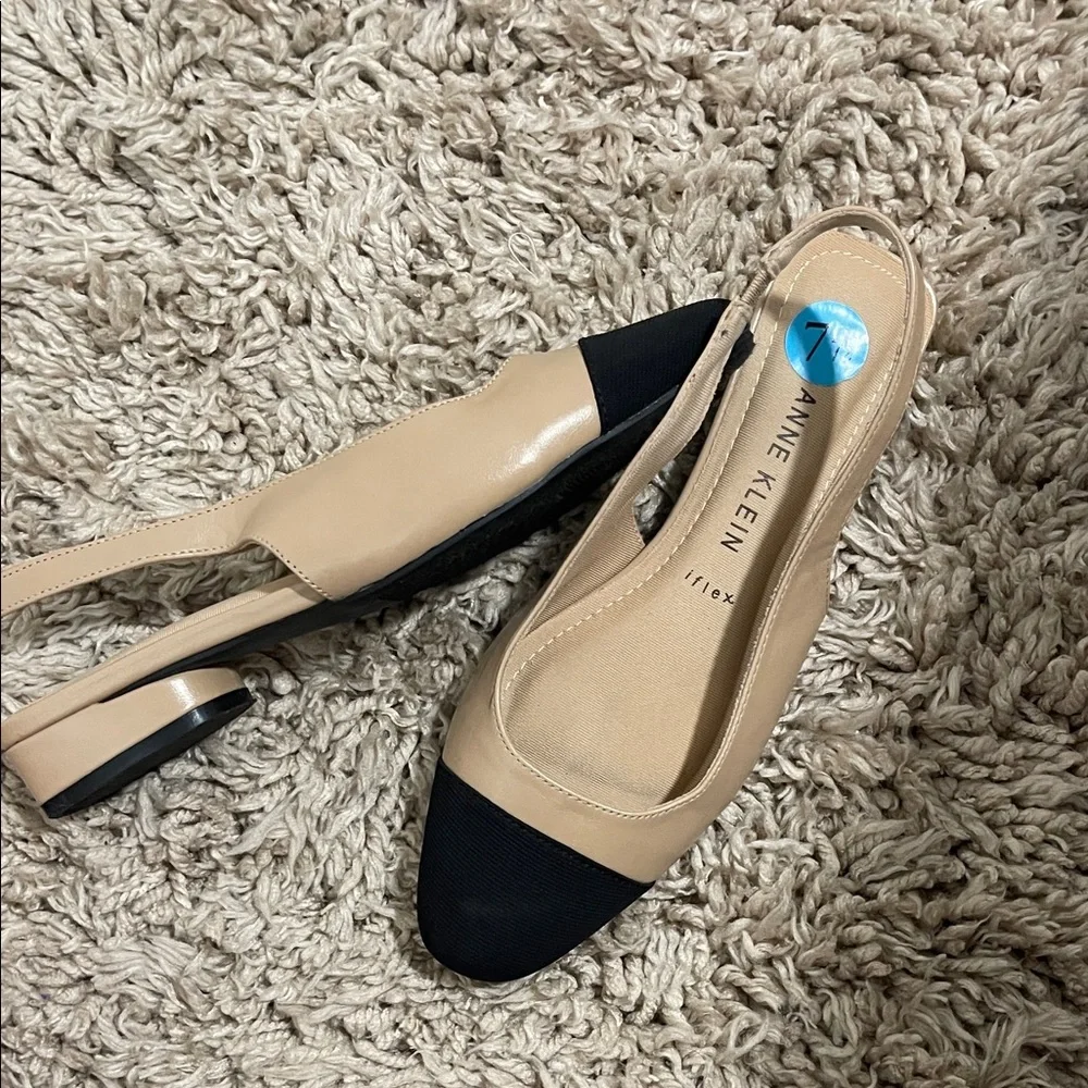 Anne Klein Beige and Black Flats - Picture 2 of 6